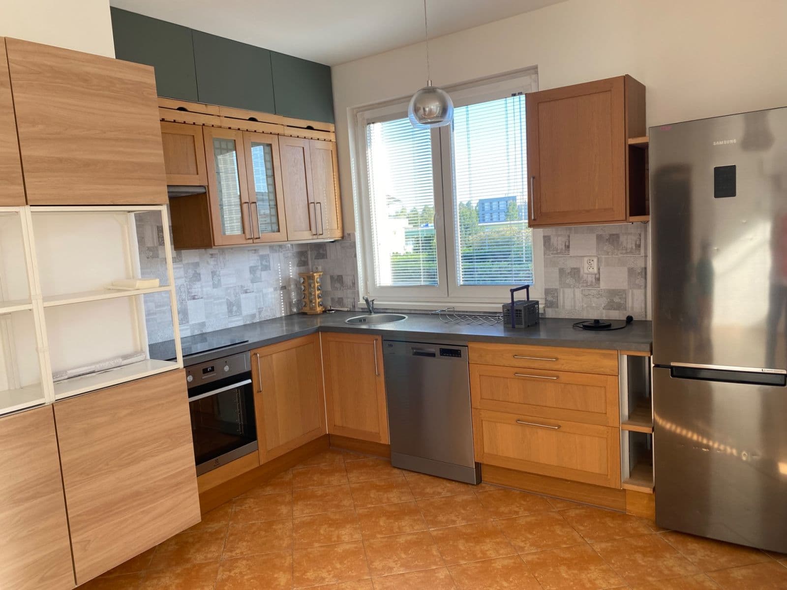 Prenájom bytu 2-izbový 59 m², Žampiónová, Praha, Praha Prenájom bytu 2-izbový 59 m², Žampiónová, Praha, Praha