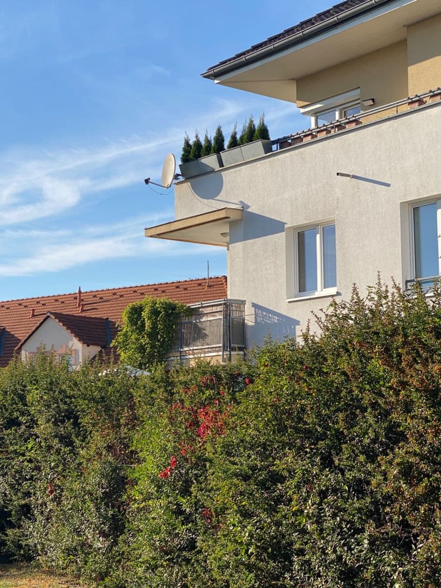 Prenájom bytu 2-izbový 59 m², Žampiónová, Praha, Praha Prenájom bytu 2-izbový 59 m², Žampiónová, Praha, Praha