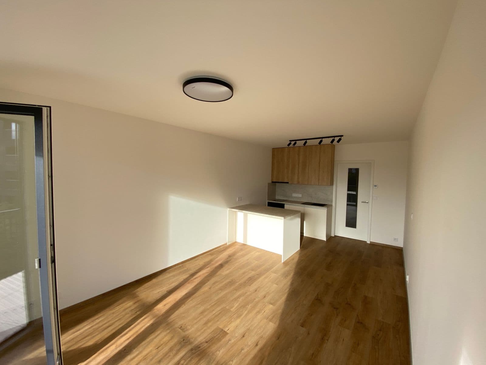 Prenájom bytu 1-izbový 38 m², Hvězdová, Brno, Jihomoravský kraj Prenájom bytu 1-izbový 38 m², Hvězdová, Brno, Jihomoravský kraj