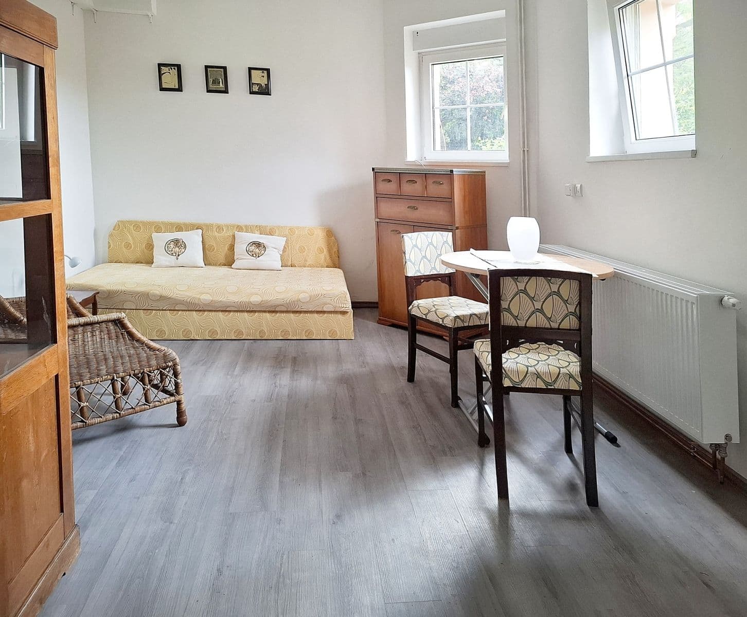 Prenájom bytu 1-izbový 35 m², Mnichovice, Středočeský kraj Prenájom bytu 1-izbový 35 m², Mnichovice, Středočeský kraj