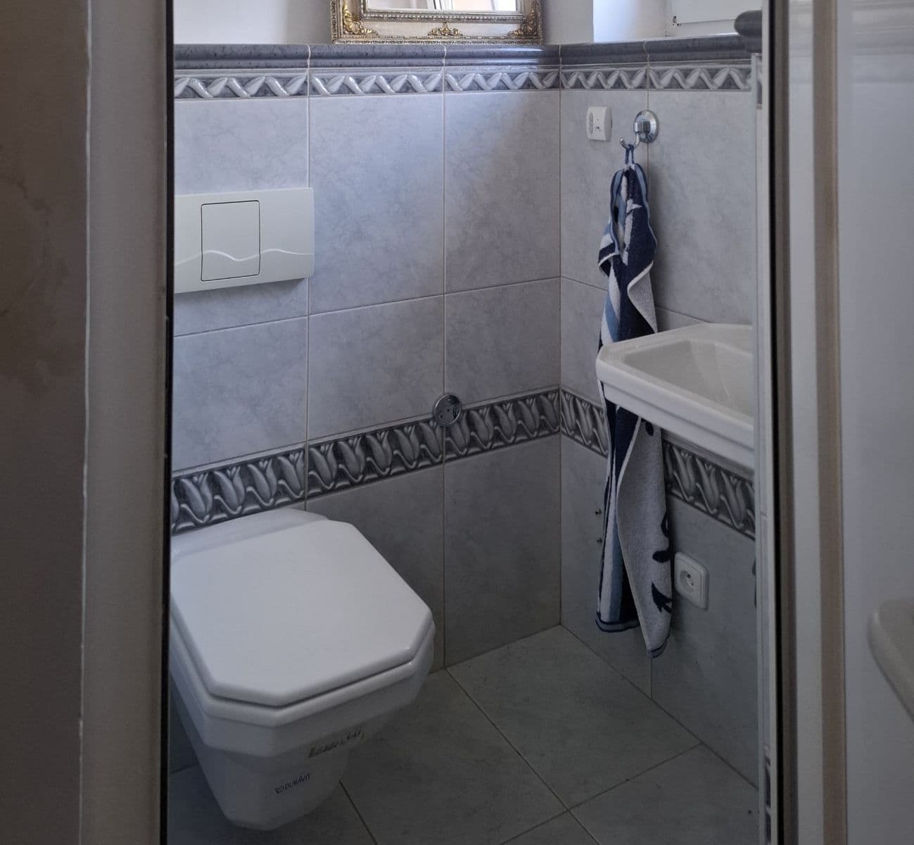 Prenájom bytu 1-izbový 35 m², Mnichovice, Středočeský kraj Prenájom bytu 1-izbový 35 m², Mnichovice, Středočeský kraj