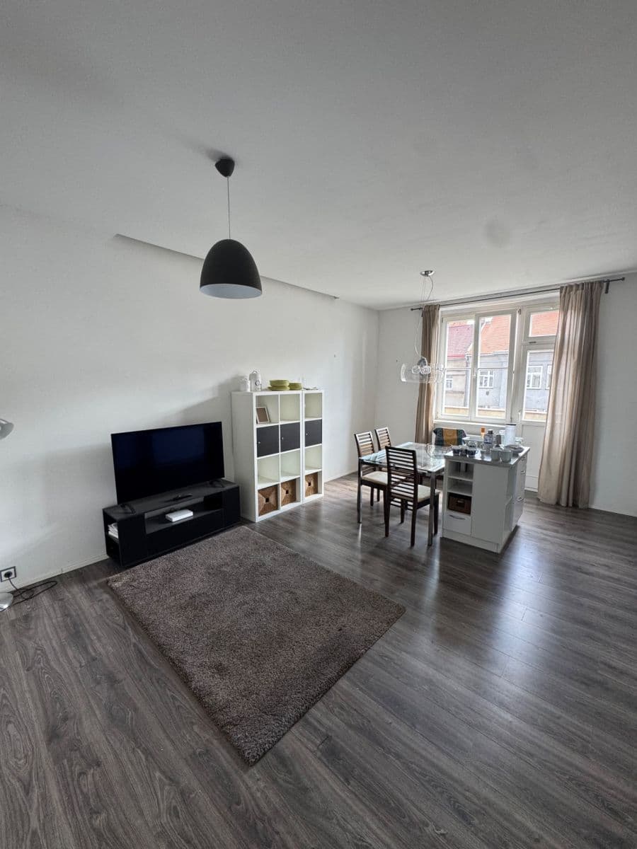 Prenájom bytu 2-izbový 52 m², Vršovická, Praha, Praha Prenájom bytu 2-izbový 52 m², Vršovická, Praha, Praha