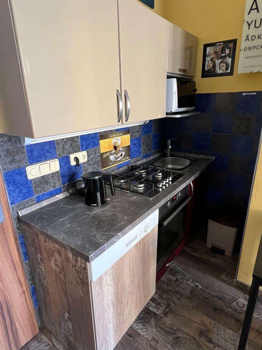 Prenájom bytu 2-izbový 50 m², Slezská, Praha, Praha Prenájom bytu 2-izbový 50 m², Slezská, Praha, Praha