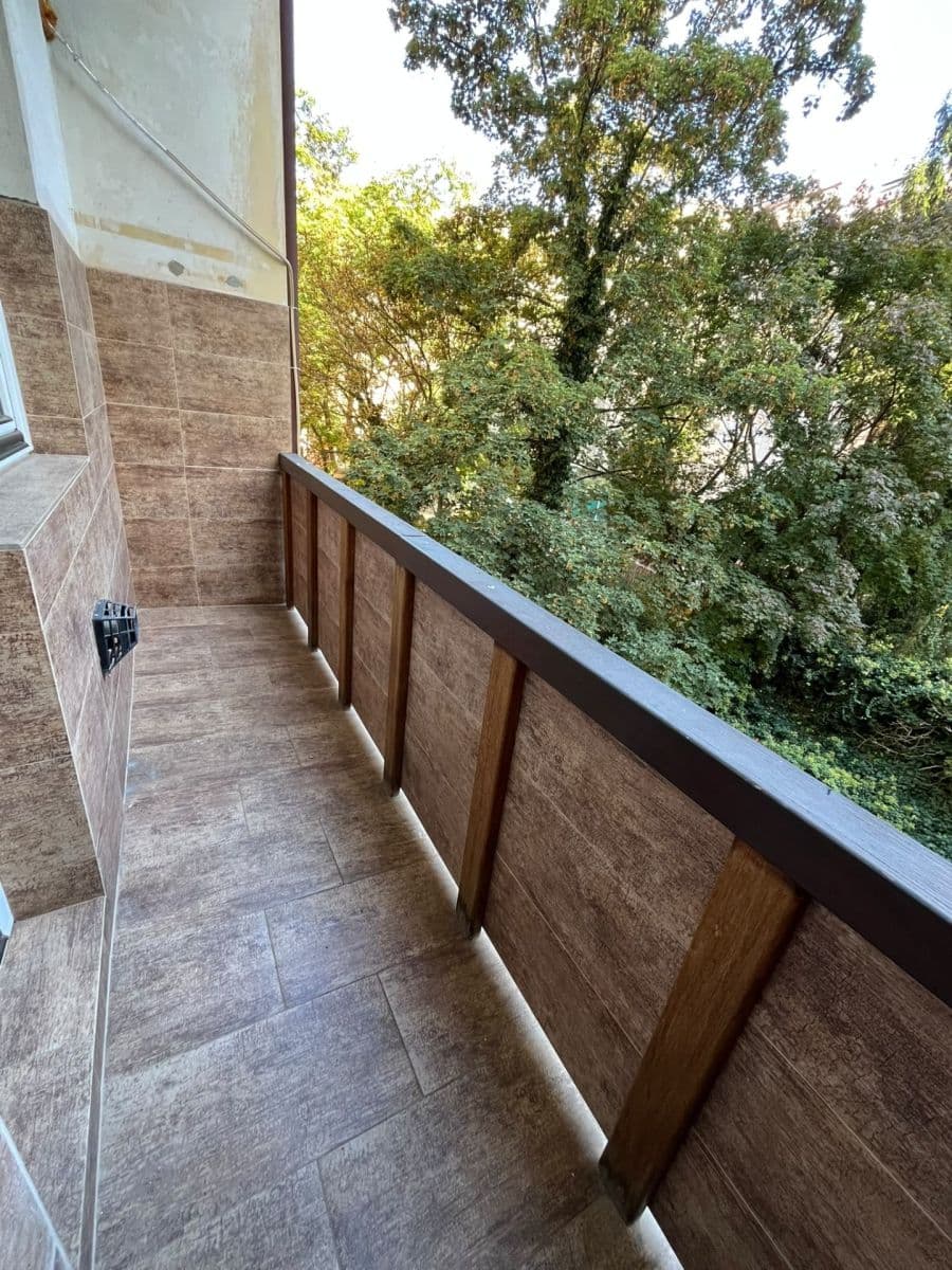 Prenájom bytu 2-izbový 50 m², Slezská, Praha, Praha Prenájom bytu 2-izbový 50 m², Slezská, Praha, Praha
