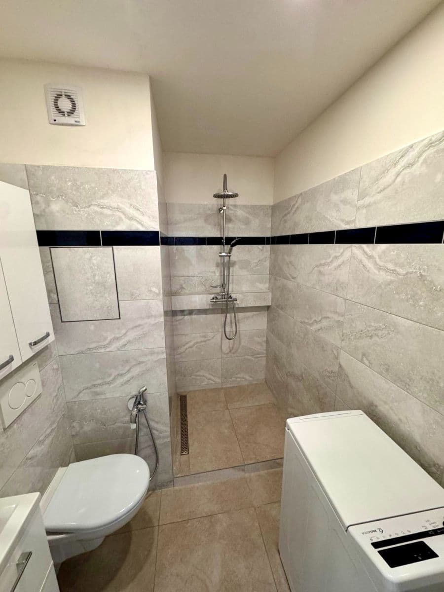 Prenájom bytu 2-izbový 50 m², Zdeňka Fibicha, Valašské Meziříčí, Zlínský kraj Prenájom bytu 2-izbový 50 m², Zdeňka Fibicha, Valašské Meziříčí, Zlínský kraj