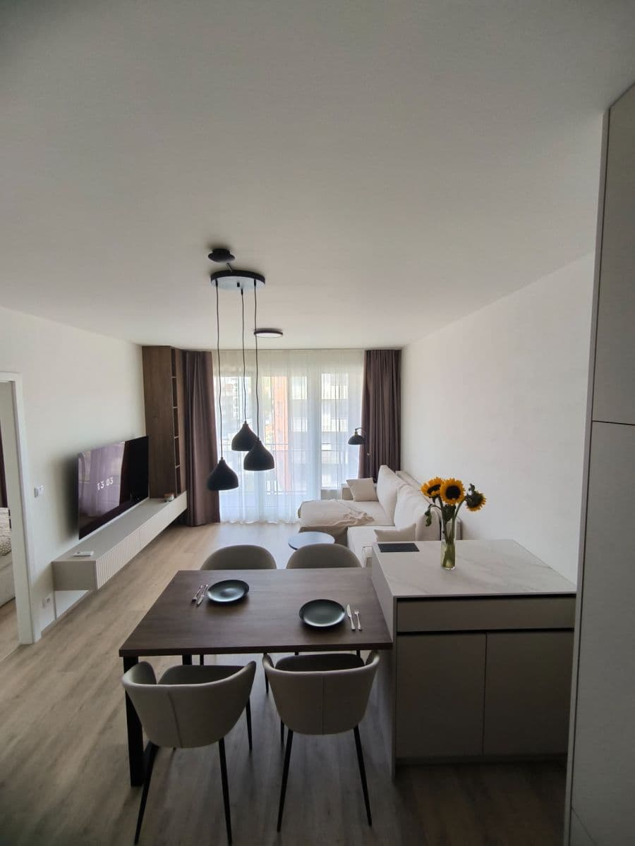 Prenájom bytu 2-izbový 55 m², Poděbradská, Praha, Praha Prenájom bytu 2-izbový 55 m², Poděbradská, Praha, Praha