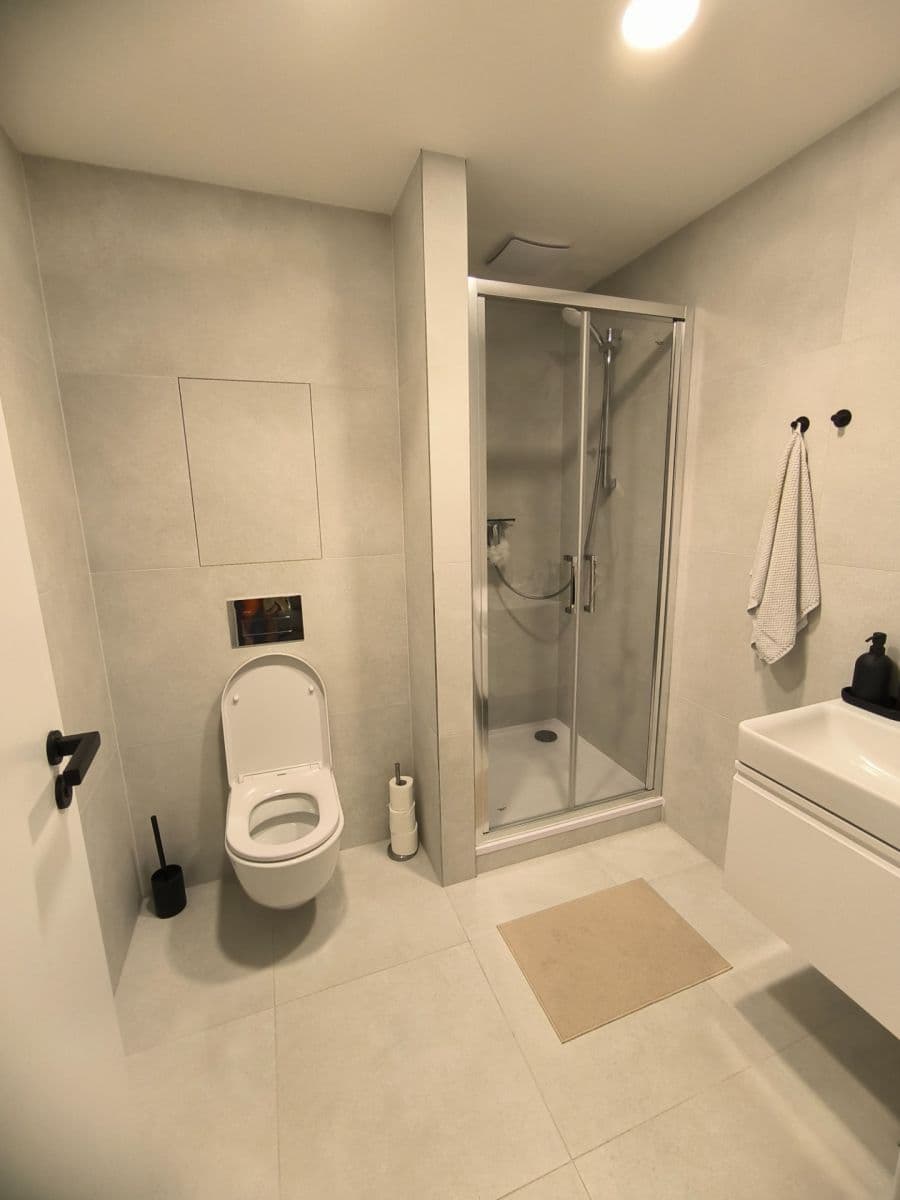 Prenájom bytu 2-izbový 55 m², Poděbradská, Praha, Praha Prenájom bytu 2-izbový 55 m², Poděbradská, Praha, Praha