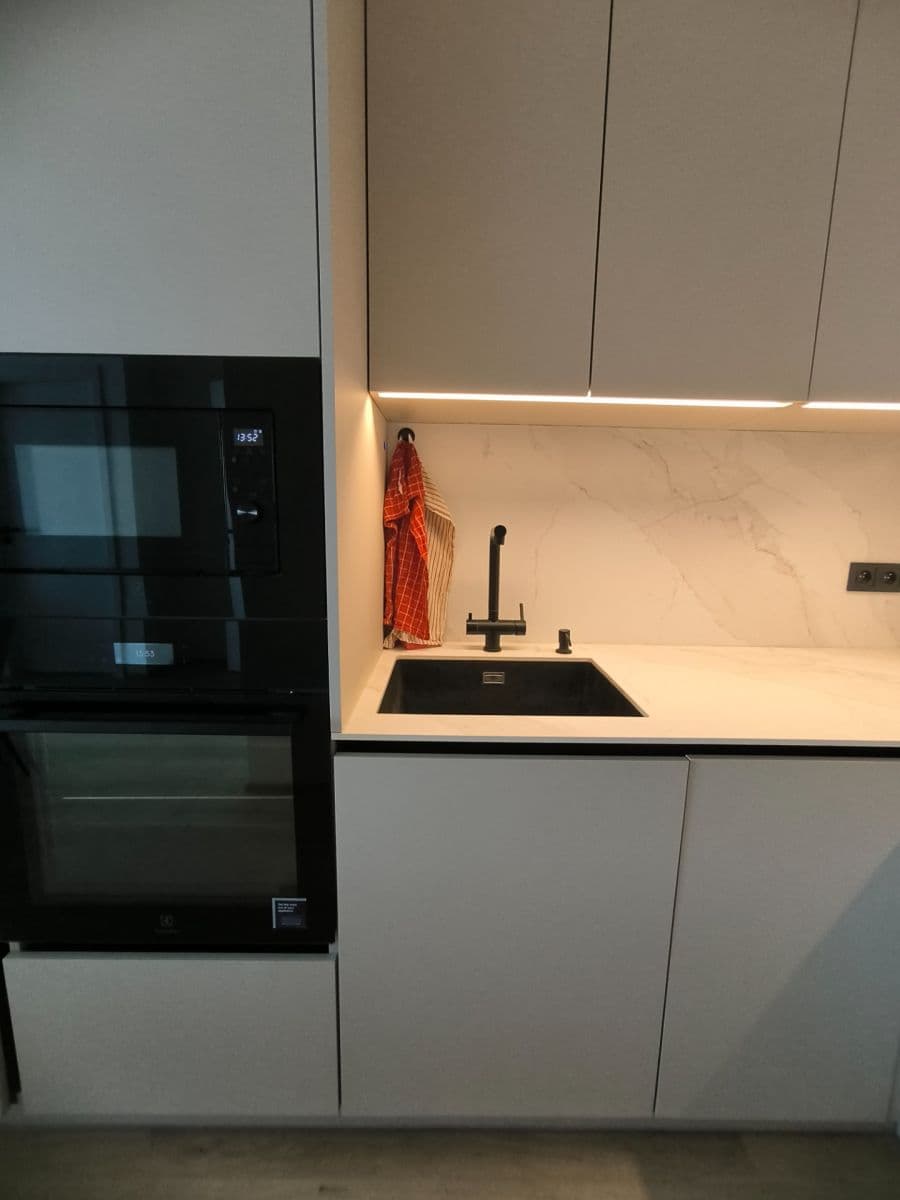 Prenájom bytu 2-izbový 55 m², Poděbradská, Praha, Praha Prenájom bytu 2-izbový 55 m², Poděbradská, Praha, Praha