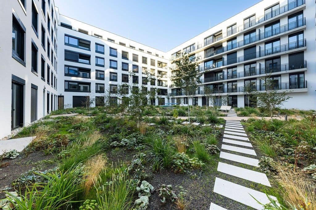 Prenájom bytu 1-izbový 33 m², Kaplířova, Praha, Praha Prenájom bytu 1-izbový 33 m², Kaplířova, Praha, Praha