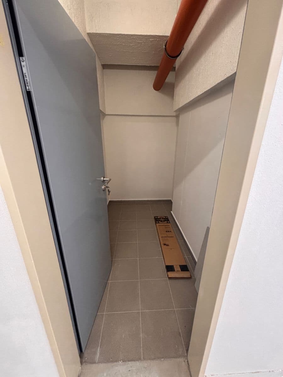 Prenájom bytu 2-izbový 48 m², Chvalovka, Brno, Jihomoravský kraj Prenájom bytu 2-izbový 48 m², Chvalovka, Brno, Jihomoravský kraj