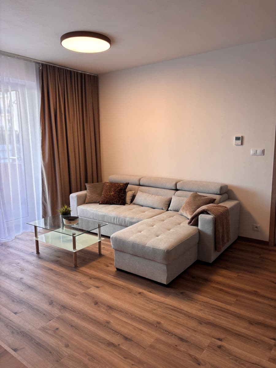 Prenájom bytu 2-izbový 48 m², Chvalovka, Brno, Jihomoravský kraj Prenájom bytu 2-izbový 48 m², Chvalovka, Brno, Jihomoravský kraj