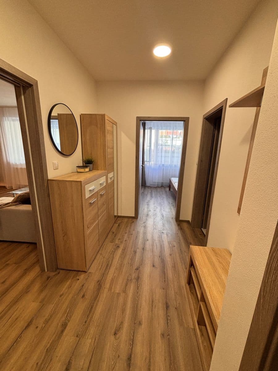 Prenájom bytu 2-izbový 48 m², Chvalovka, Brno, Jihomoravský kraj Prenájom bytu 2-izbový 48 m², Chvalovka, Brno, Jihomoravský kraj
