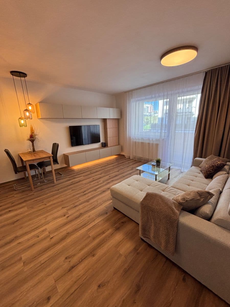 Prenájom bytu 2-izbový 48 m², Chvalovka, Brno, Jihomoravský kraj Prenájom bytu 2-izbový 48 m², Chvalovka, Brno, Jihomoravský kraj