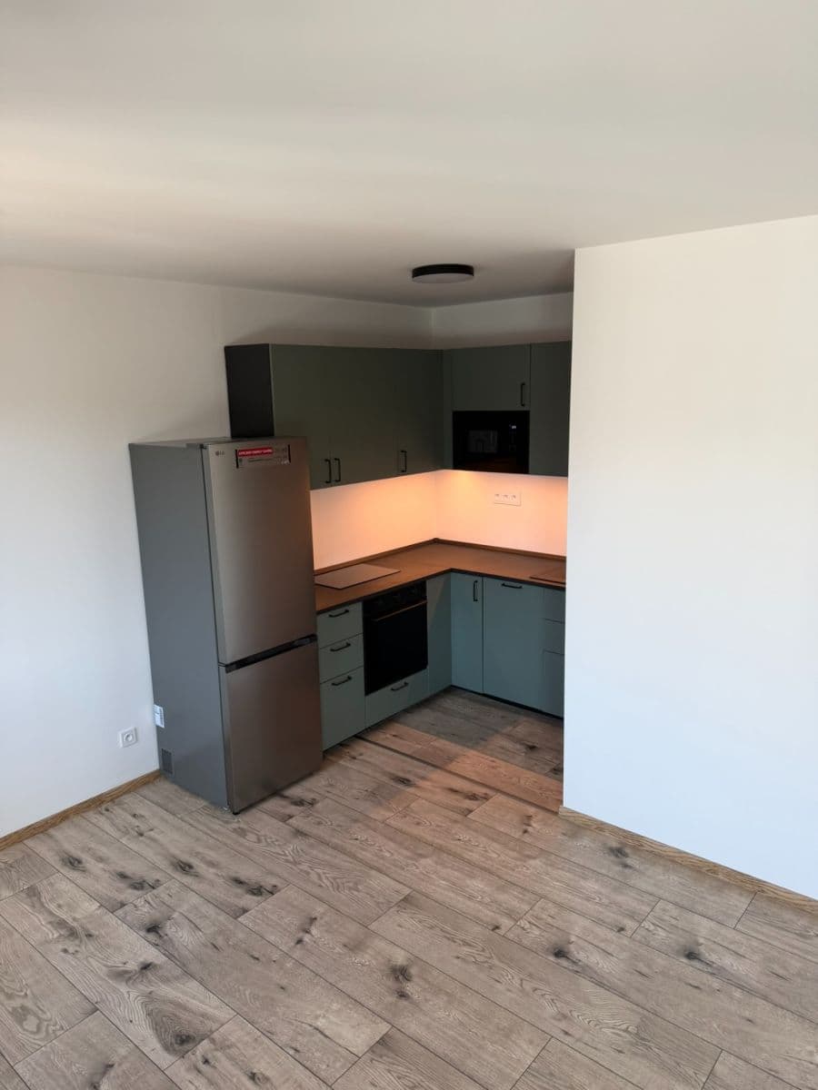 Prenájom bytu 1-izbový 32 m², Arnošta Staňka, Praha, Praha Prenájom bytu 1-izbový 32 m², Arnošta Staňka, Praha, Praha