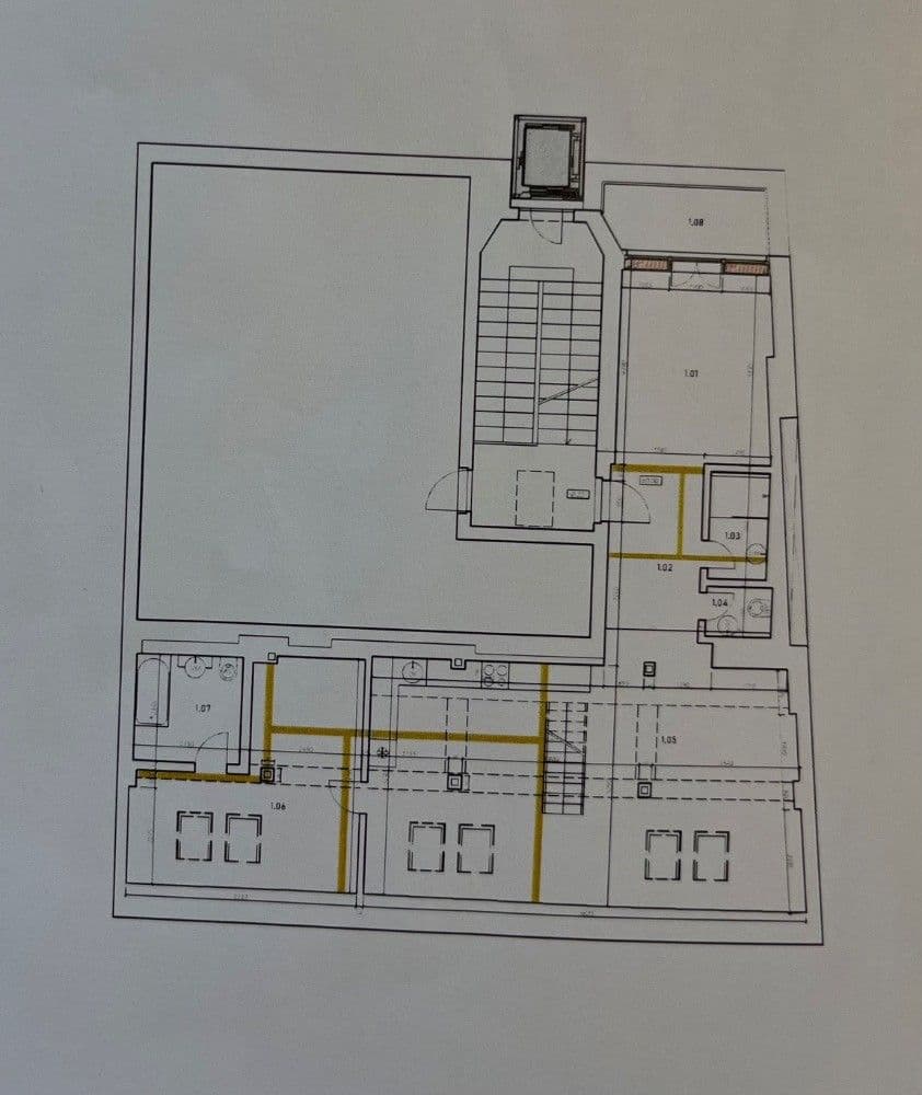 Prenájom bytu 3-izbový 160 m², Husitská, Praha, Praha Prenájom bytu 3-izbový 160 m², Husitská, Praha, Praha