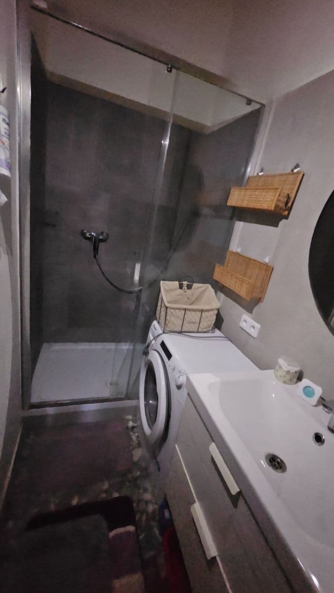 Prenájom bytu 1-izbový 43 m², Plzeňská, Králův Dvůr, Středočeský kraj Prenájom bytu 1-izbový 43 m², Plzeňská, Králův Dvůr, Středočeský kraj