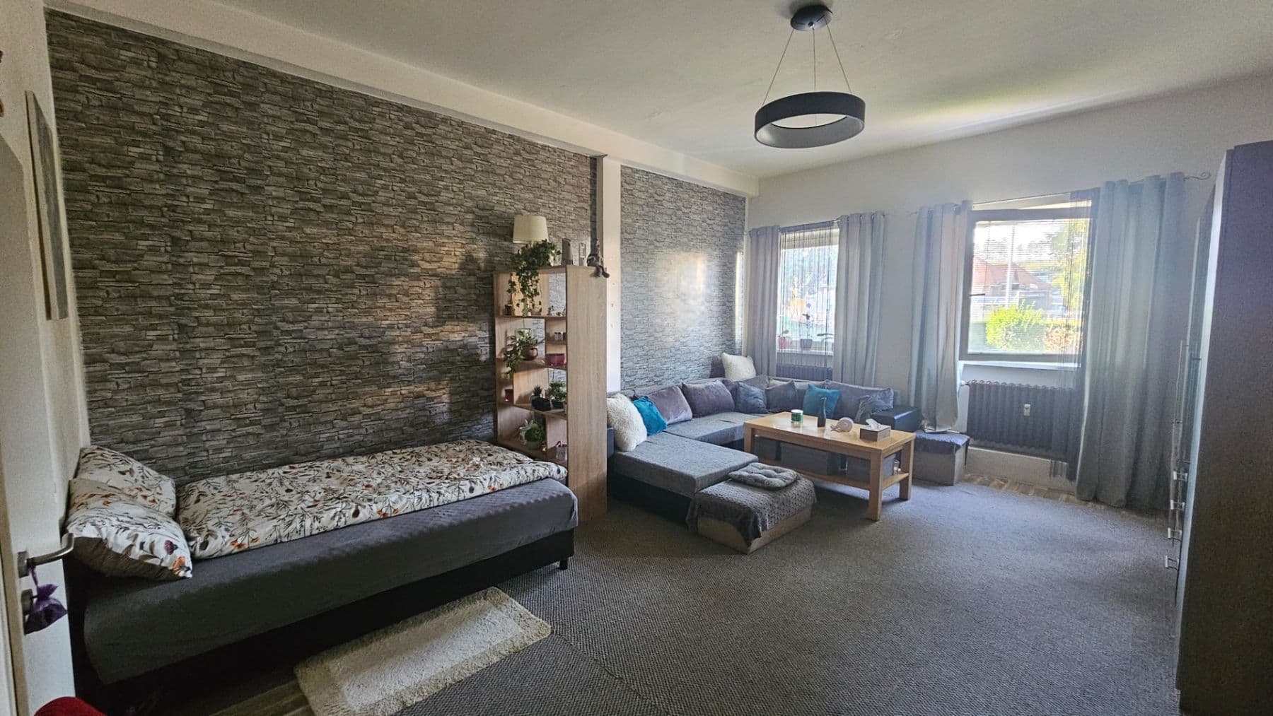 Prenájom bytu 1-izbový 43 m², Plzeňská, Králův Dvůr, Středočeský kraj Prenájom bytu 1-izbový 43 m², Plzeňská, Králův Dvůr, Středočeský kraj