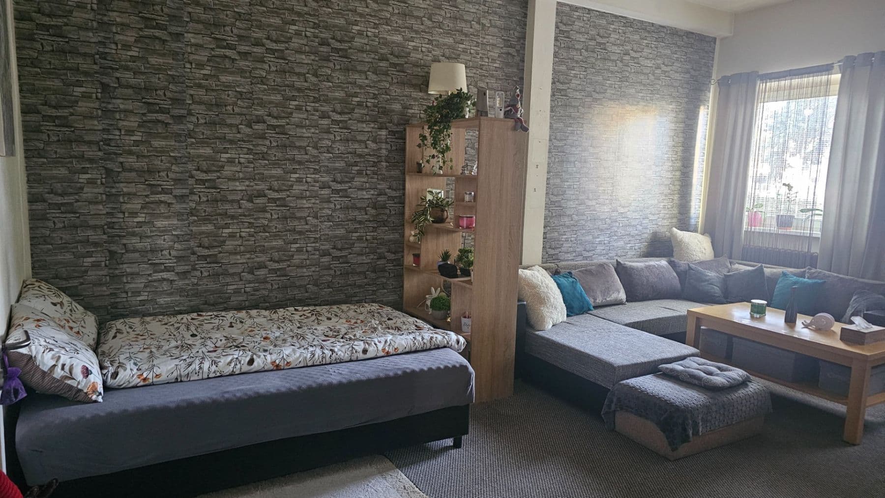 Prenájom bytu 1-izbový 43 m², Plzeňská, Králův Dvůr, Středočeský kraj Prenájom bytu 1-izbový 43 m², Plzeňská, Králův Dvůr, Středočeský kraj