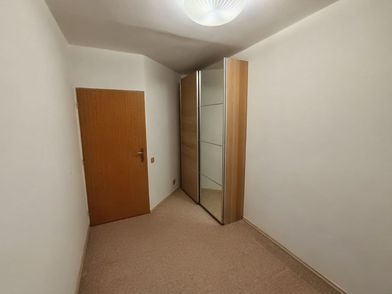 Predaj bytu 3-izbový 62 m², Litvínovská, Praha, Praha Predaj bytu 3-izbový 62 m², Litvínovská, Praha, Praha
