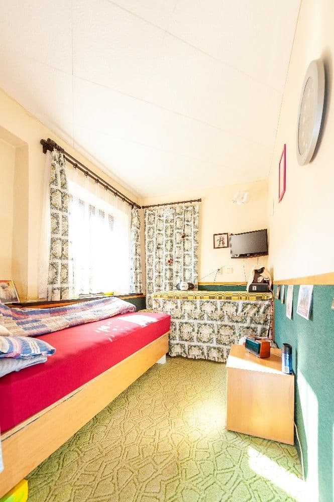 Prenájom bytu 3-izbový 70 m², U Pošty, Vodochody, Středočeský kraj Prenájom bytu 3-izbový 70 m², U Pošty, Vodochody, Středočeský kraj