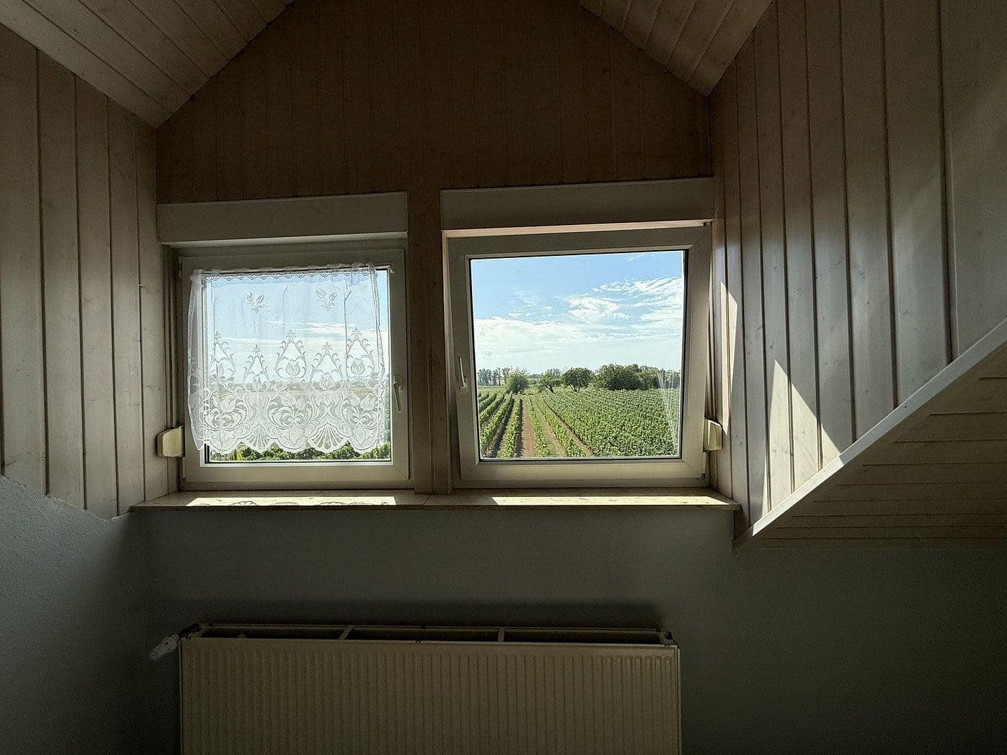 Prenájom bytu 4-izbový 120 m², Freimersheim, Porýnie-Falcko Prenájom bytu 4-izbový 120 m², Freimersheim, Porýnie-Falcko