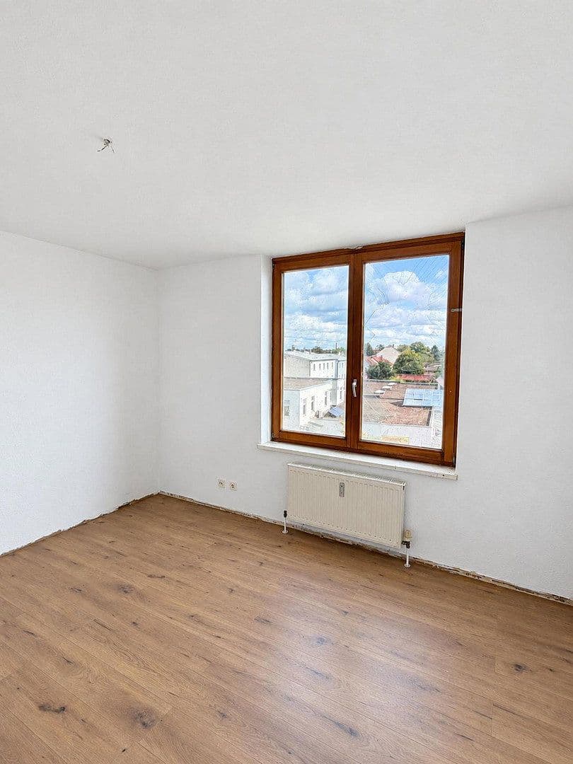 Prenájom bytu 3-izbový 84 m², Velten, Brandenbursko Prenájom bytu 3-izbový 84 m², Velten, Brandenbursko