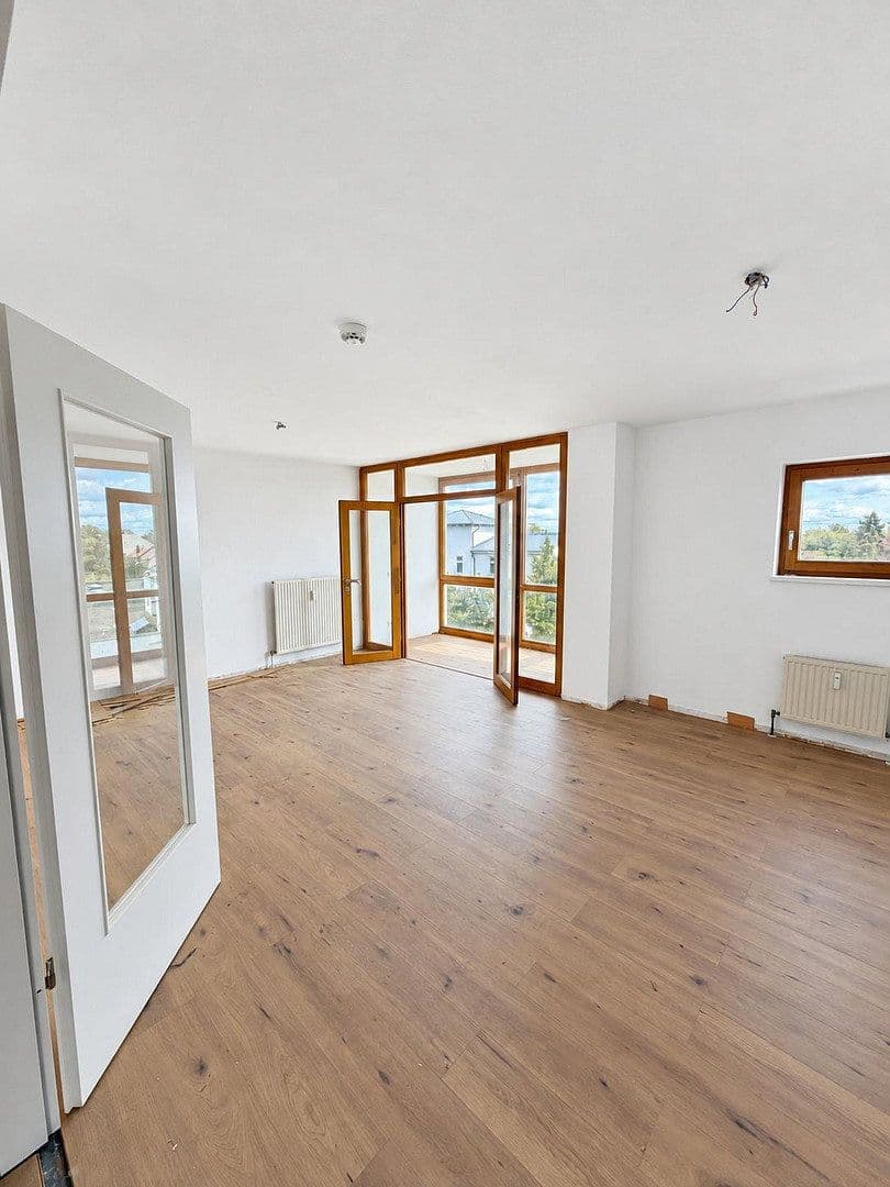Prenájom bytu 3-izbový 84 m², Velten, Brandenbursko Prenájom bytu 3-izbový 84 m², Velten, Brandenbursko