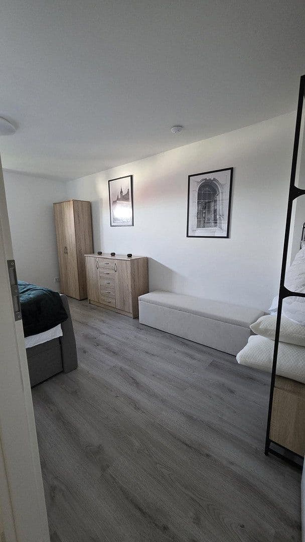 Prenájom bytu 3-izbový 82 m², Merseburg, Sasko-Anhaltsko Prenájom bytu 3-izbový 82 m², Merseburg, Sasko-Anhaltsko