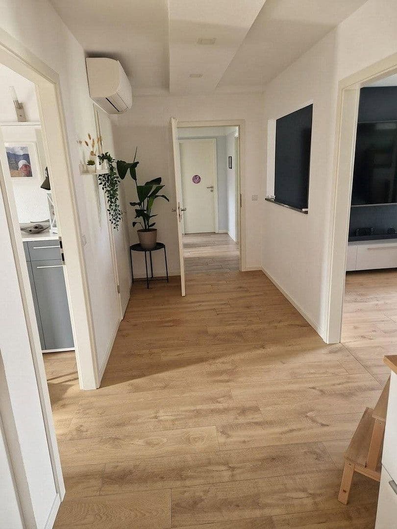 Predaj domu 115 m², pozemok 326 m², Delmenhorst, Dolné Sasko Predaj domu 115 m², pozemok 326 m², Delmenhorst, Dolné Sasko