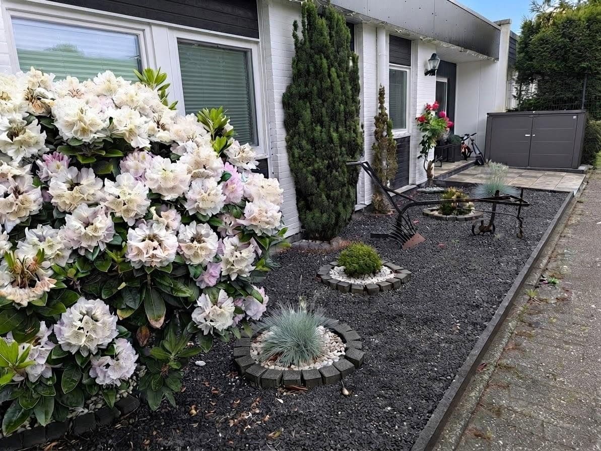 Predaj domu 115 m², pozemok 326 m², Delmenhorst, Dolné Sasko Predaj domu 115 m², pozemok 326 m², Delmenhorst, Dolné Sasko