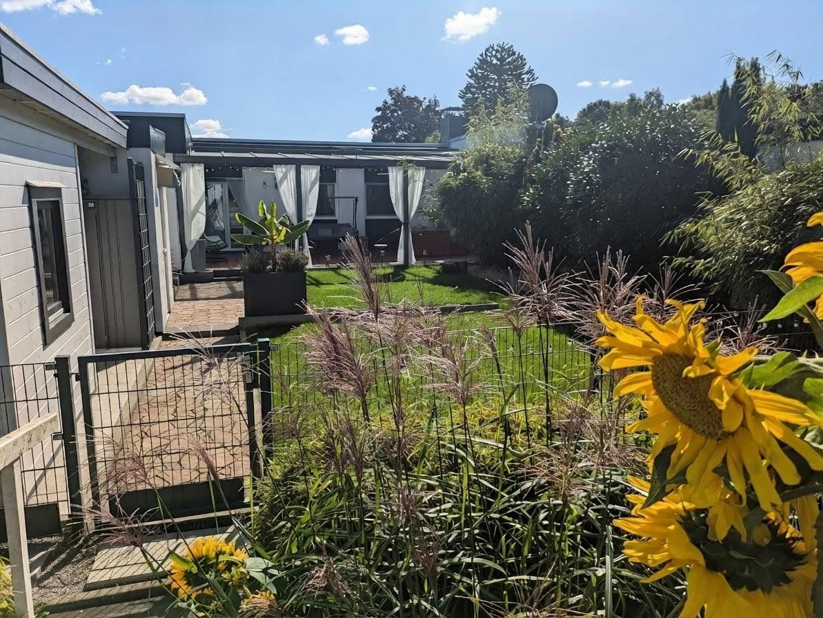 Predaj domu 115 m², pozemok 326 m², Delmenhorst, Dolné Sasko Predaj domu 115 m², pozemok 326 m², Delmenhorst, Dolné Sasko
