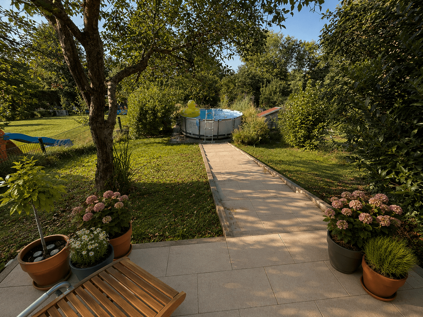 Predaj domu 165 m², pozemok 546 m², Freiberg am Neckar, Bádensko-Wurttembersko Predaj domu 165 m², pozemok 546 m², Freiberg am Neckar, Bádensko-Wurttembersko