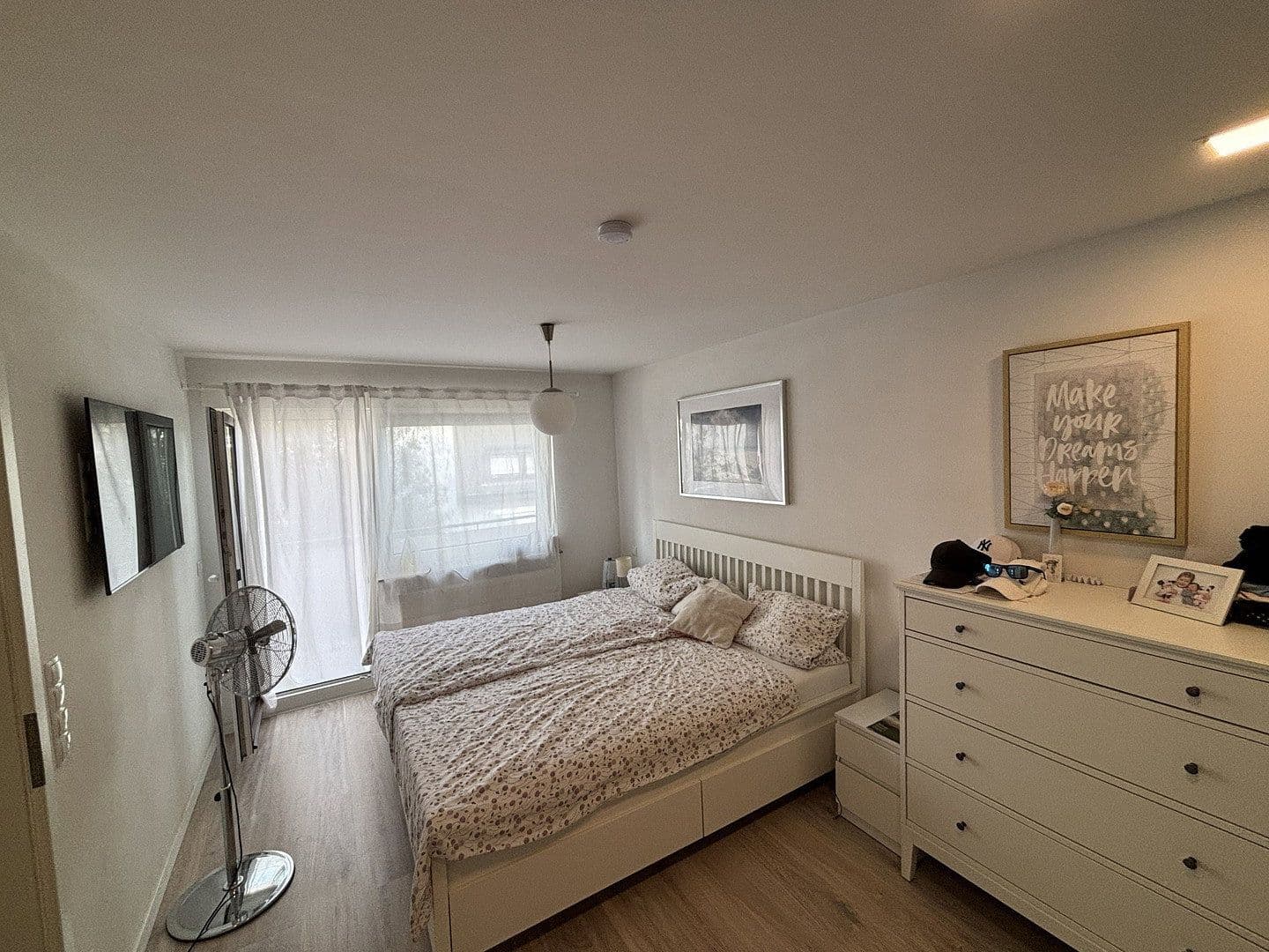 Predaj domu 165 m², pozemok 546 m², Freiberg am Neckar, Bádensko-Wurttembersko Predaj domu 165 m², pozemok 546 m², Freiberg am Neckar, Bádensko-Wurttembersko