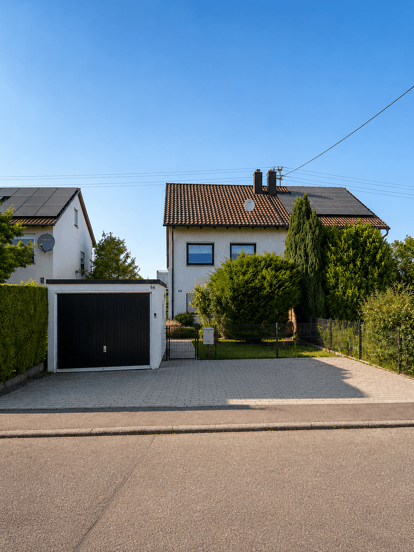 Predaj domu 165 m², pozemok 546 m², Freiberg am Neckar, Bádensko-Wurttembersko Predaj domu 165 m², pozemok 546 m², Freiberg am Neckar, Bádensko-Wurttembersko