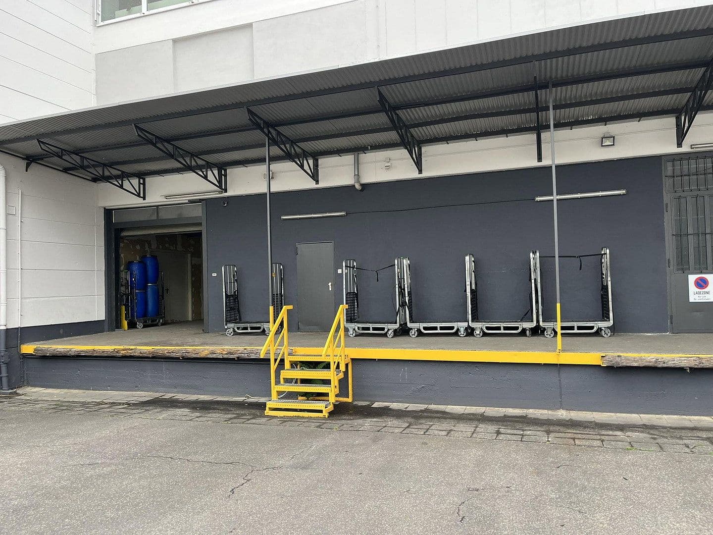 Prenájom kancelárie 445 m², Erthalstr. 4, Aschaffenburg, Bavorsko Prenájom kancelárie 445 m², Erthalstr. 4, Aschaffenburg, Bavorsko