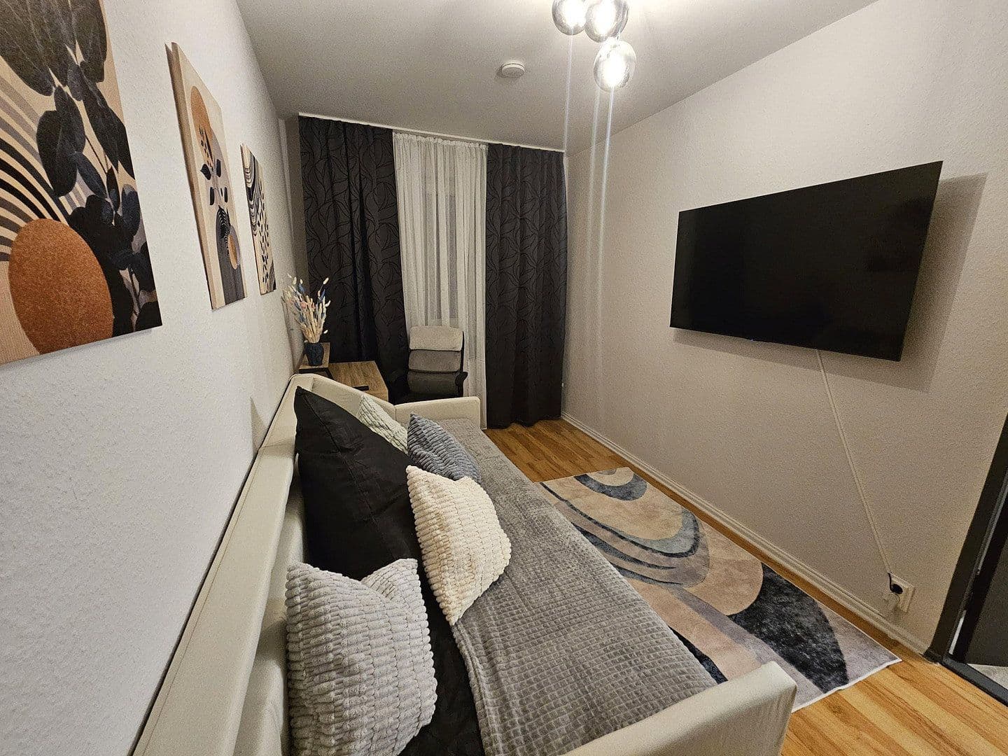Prenájom bytu 16 m², Aachener Str. 17, Berlin, Berlín Prenájom bytu 16 m², Aachener Str. 17, Berlin, Berlín