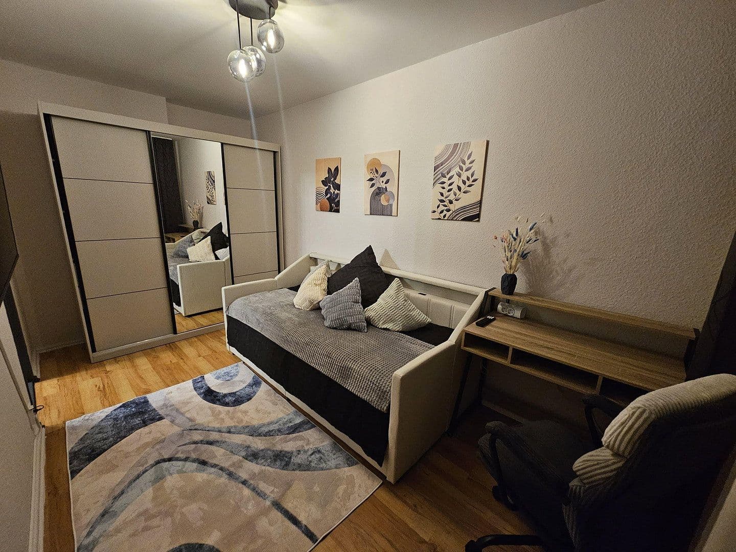 Prenájom bytu 16 m², Aachener Str. 17, Berlin, Berlín Prenájom bytu 16 m², Aachener Str. 17, Berlin, Berlín