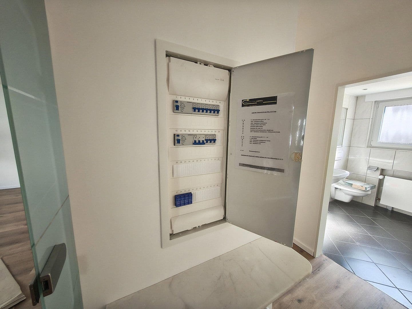 Prenájom bytu 3-izbový 87 m², Merzennicher Straße 6, Düren, Severné Porýnie - Westfálsko Prenájom bytu 3-izbový 87 m², Merzennicher Straße 6, Düren, Severné Porýnie - Westfálsko