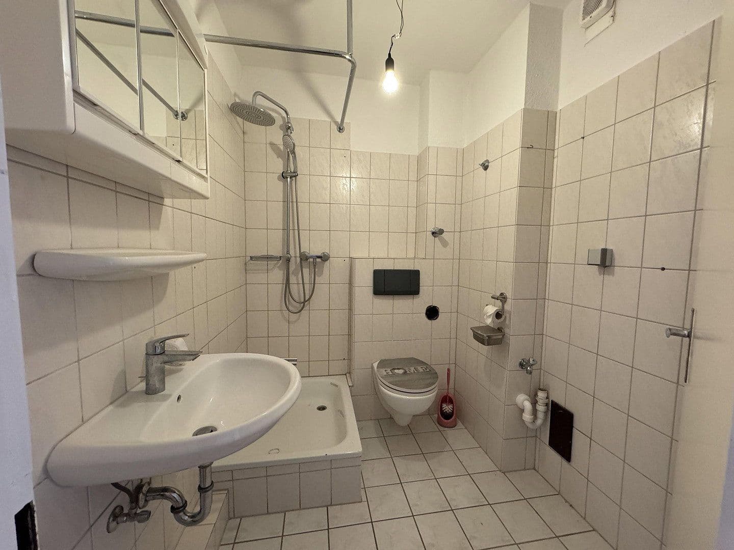 Prenájom bytu 2-izbový 41 m², Knappenstraße 80, Oberhausen, Severné Porýnie - Westfálsko Prenájom bytu 2-izbový 41 m², Knappenstraße 80, Oberhausen, Severné Porýnie - Westfálsko