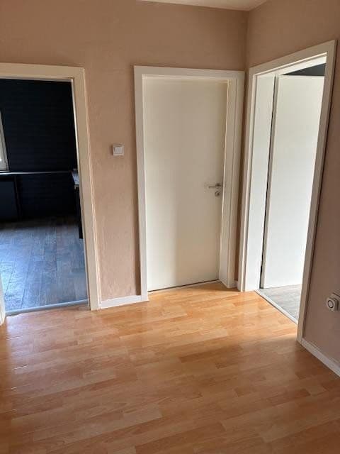 Prenájom bytu 3-izbový 75 m², Bliesenbacher Str. 10, Engelskirchen, Severné Porýnie - Westfálsko Prenájom bytu 3-izbový 75 m², Bliesenbacher Str. 10, Engelskirchen, Severné Porýnie - Westfálsko