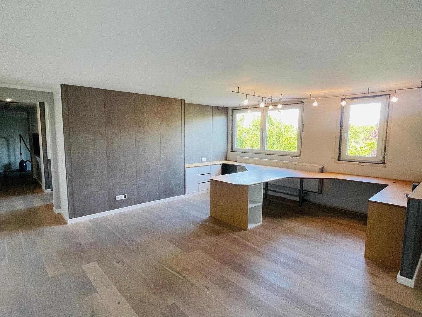 Prenájom nebytového priestoru 1.898 m², Boschstraße 22, Winsen (Luhe), Dolné Sasko Prenájom nebytového priestoru 1.898 m², Boschstraße 22, Winsen (Luhe), Dolné Sasko