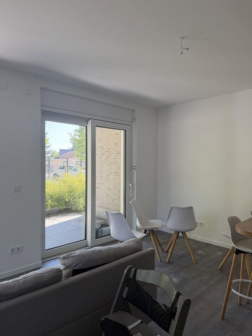 Prenájom bytu 4-izbový 105 m², Treppendorfer Str. 47, Lübben (Spreewald), Brandenbursko Prenájom bytu 4-izbový 105 m², Treppendorfer Str. 47, Lübben (Spreewald), Brandenbursko