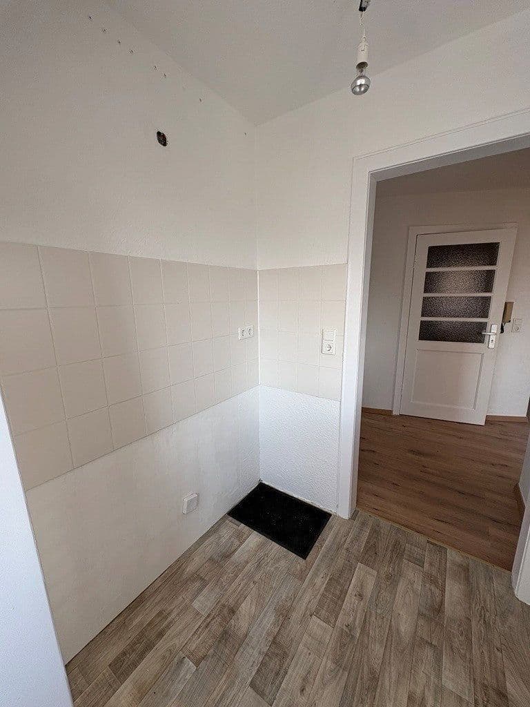 Prenájom bytu 3-izbový 55 m², Bremerhaven, Brémy Prenájom bytu 3-izbový 55 m², Bremerhaven, Brémy