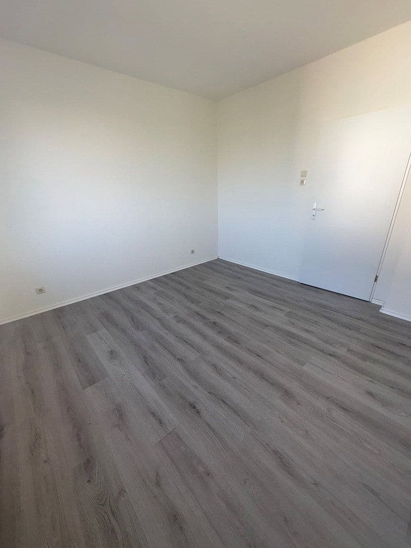 Prenájom bytu 2-izbový 49 m², Bremerhaven, Brémy Prenájom bytu 2-izbový 49 m², Bremerhaven, Brémy