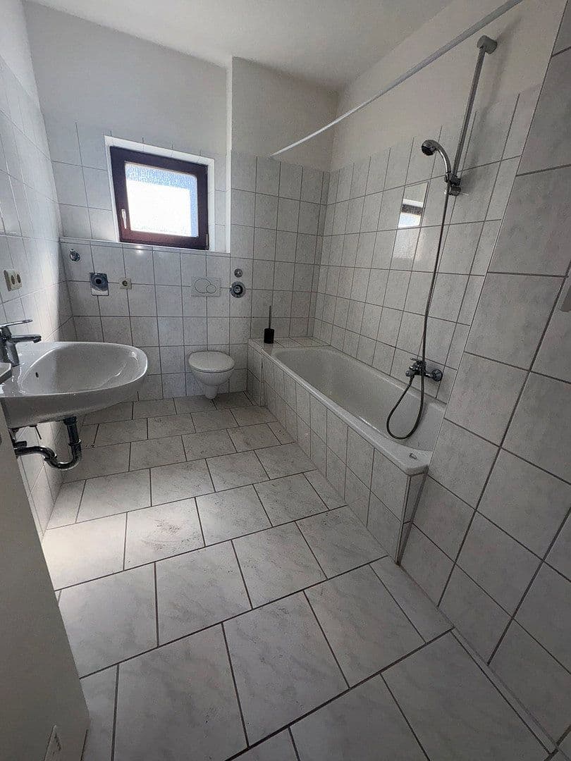 Prenájom bytu 2-izbový 49 m², Bremerhaven, Brémy Prenájom bytu 2-izbový 49 m², Bremerhaven, Brémy