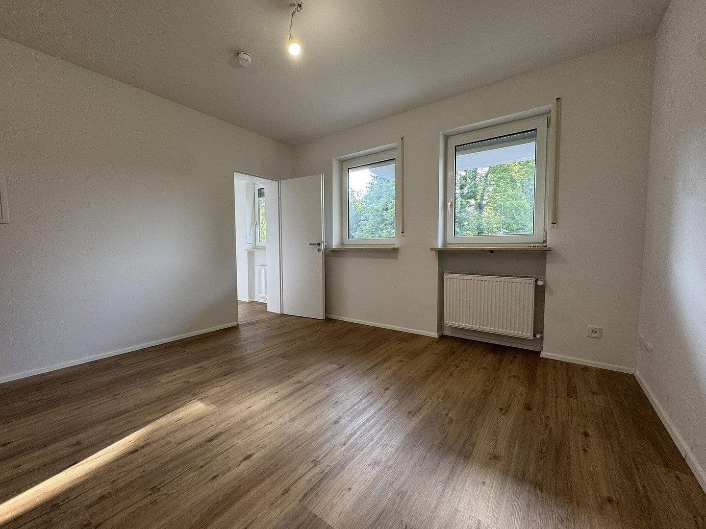 Prenájom bytu 1-izbový 28 m², München, Bavorsko Prenájom bytu 1-izbový 28 m², München, Bavorsko