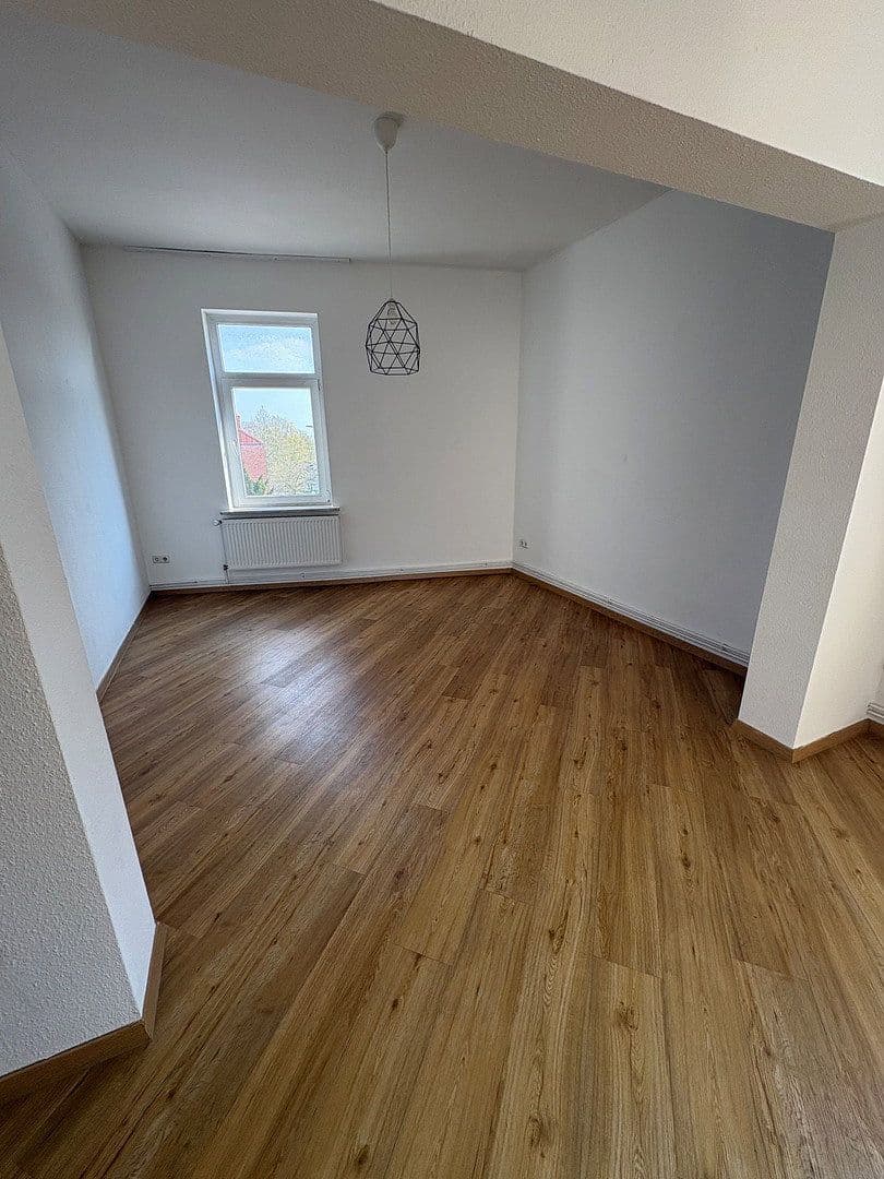 Prenájom bytu 3-izbový 83 m², Stresemannstraße 235/237, Bremerhaven, Brémy Prenájom bytu 3-izbový 83 m², Stresemannstraße 235/237, Bremerhaven, Brémy