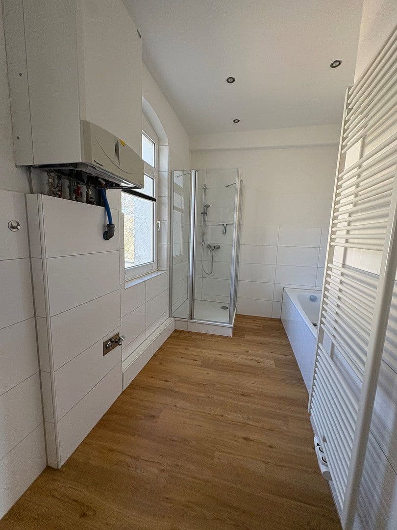 Prenájom bytu 3-izbový 83 m², Stresemannstraße 235/237, Bremerhaven, Brémy Prenájom bytu 3-izbový 83 m², Stresemannstraße 235/237, Bremerhaven, Brémy