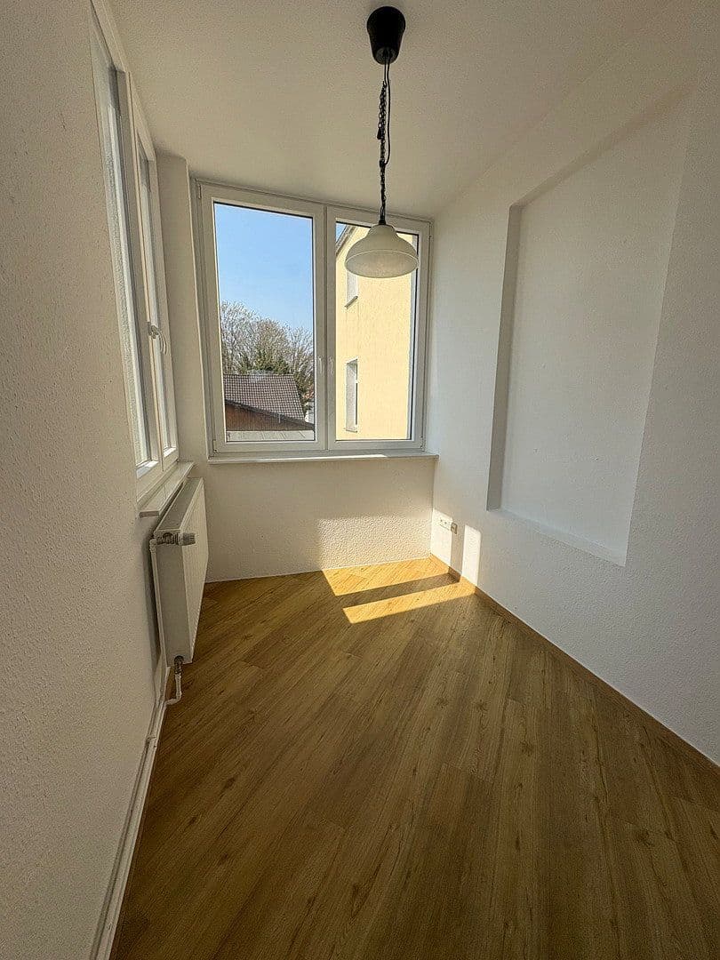 Prenájom bytu 3-izbový 83 m², Stresemannstraße 235/237, Bremerhaven, Brémy Prenájom bytu 3-izbový 83 m², Stresemannstraße 235/237, Bremerhaven, Brémy
