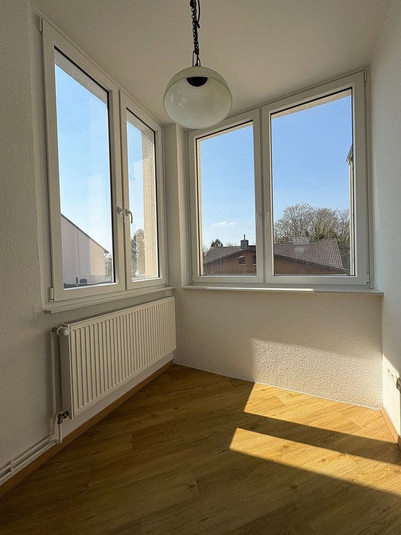 Prenájom bytu 3-izbový 83 m², Stresemannstraße 235/237, Bremerhaven, Brémy Prenájom bytu 3-izbový 83 m², Stresemannstraße 235/237, Bremerhaven, Brémy